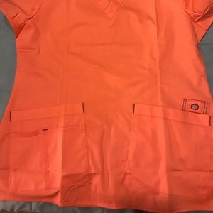 Nursing scrubs / medical uniforms set